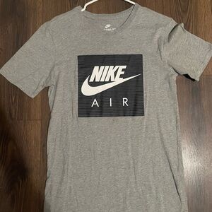 Grey Nike tee